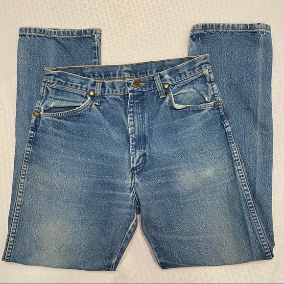 Vintage Wrangler classic high waisted jeans, regular and plus sizes available - Picture 3 of 6